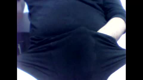 Snapshot of suleyman38 chatting on 10.12.25 suleyman38 online show from 10.12.25