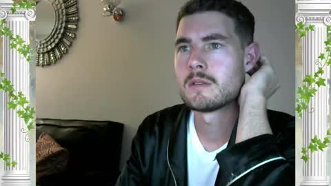 Snapshot of sultansgirls chatting on 11.03.25 The Sultan online show from 11.03.25