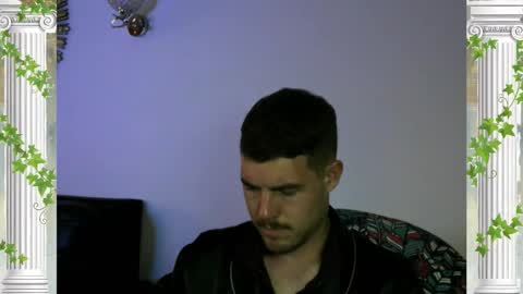 Snapshot of sultansgirls chatting on 11.28.25 The Sultan online show from 11.28.25