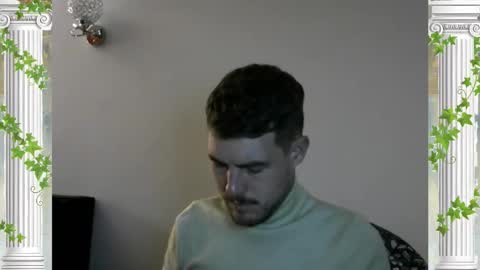 Snapshot of sultansgirls chatting on 12.03.25 The Sultan online show from 12.03.25