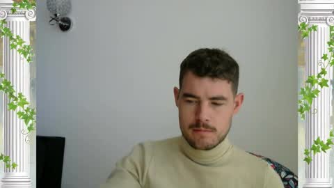 Snapshot of sultansgirls chatting on 12.03.25 The Sultan online show from 12.03.25