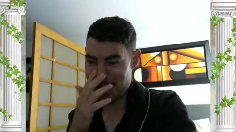 Snapshot of sultansgirls chatting on 01.09.26 The Sultan online show from 01.09.26