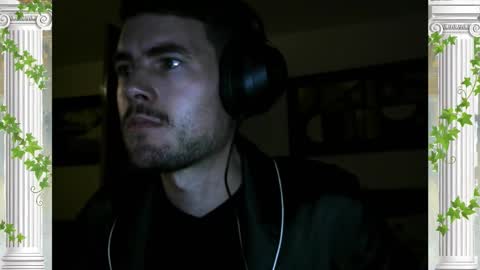 Snapshot of sultansgirls chatting on 01.15.26 The Sultan online show from 01.15.26