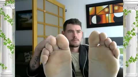 Snapshot of sultansgirls chatting on 01.16.26 The Sultan online show from 01.16.26