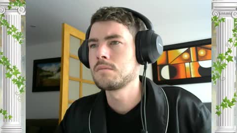 Snapshot of sultansgirls chatting on 01.17.26 The Sultan online show from 01.17.26