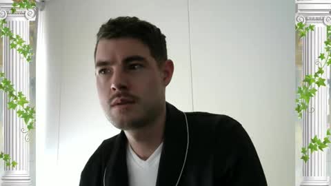 Snapshot of sultansgirls chatting on 02.18.26 The Sultan online show from 02.18.26