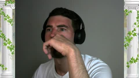 Snapshot of sultansgirls chatting on 02.23.26 The Sultan online show from 02.23.26