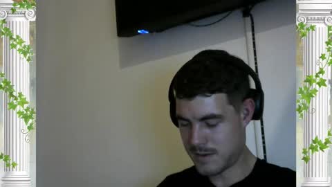 Snapshot of sultansgirls chatting on 03.05.26 The Sultan online show from 03.05.26