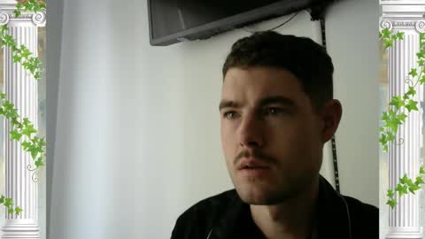 Snapshot of sultansgirls chatting on 03.05.26 The Sultan online show from 03.05.26