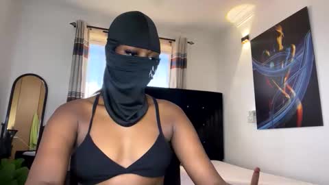maskedtemptress online show from 11.26.25