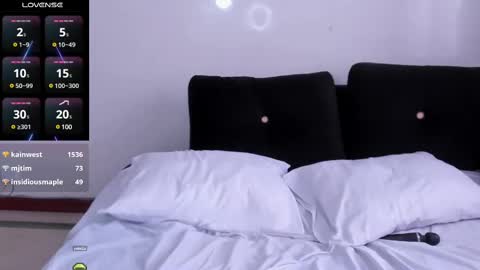 Nicolle  online show from 02.09.25