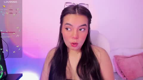 Snapshot of sumersunsett chatting on 02.04.25 sumersunsett online show from 02.04.25