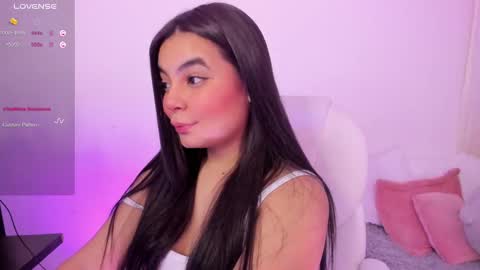 Snapshot of sumersunsett chatting on 02.13.25 sumersunsett online show from 02.13.25