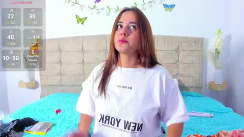 summer_girls01 online show from 03.15.26