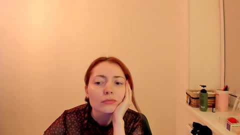 Summer Preston online show from 12.02.25