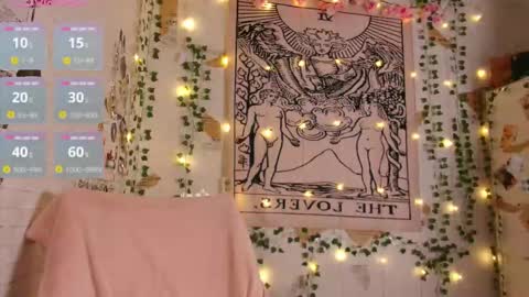 Snapshot of summerhazee chatting on 02.16.26 summerhazee online show from 02.16.26