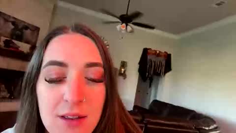 Snapshot of summerlee95 chatting on 10.26.25 SummerLee online show from 10.26.25