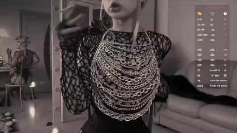 Miss Nelly online show from 05.05.26