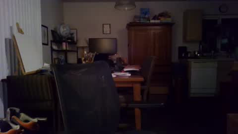 Sundial1 online show from 10.05.25