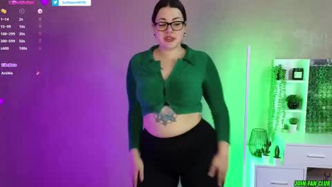 Snapshot of sunflower0907 chatting on 12.03.24 Tina. Im topless model online show from 12.03.24