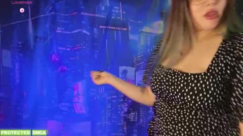 Snapshot of sunflower0907 chatting on 10.28.25 Tina. Im topless model online show from 10.28.25