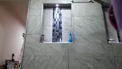 Jeraldine online show from 02.21.25