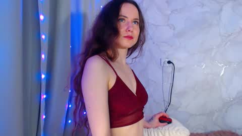 Snapshot of sunloveandwe chatting on 11.28.25 Mistress Eve online show from 11.28.25