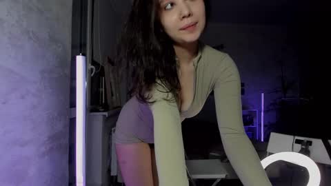 Snapshot of sunlovedamily chatting on 01.25.25 Amy online show from 01.25.25