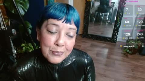 Sunni Knight online show from 05.07.26