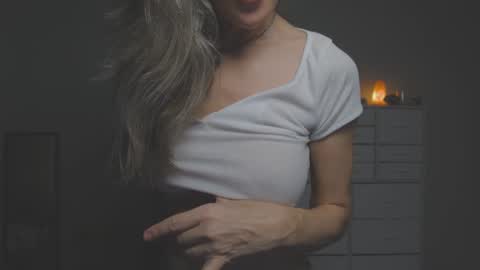 Hi Im Sunnie - Next show Friday August 1 online show from 03.19.26