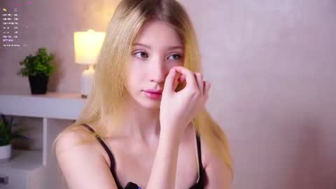 Snapshot of sunnmoonn chatting on 06.15.26 Lily online show from 06.15.26