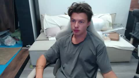 Alice and Sergey online show from 10.04.25