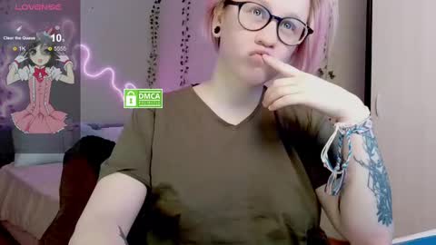 sunny mood online show from 02.18.25