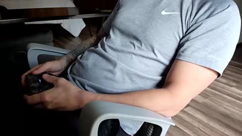 Snapshot of sunny_valentine chatting on 10.12.25 sunny valentine online show from 10.12.25