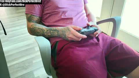 sunny valentine online show from 04.03.26