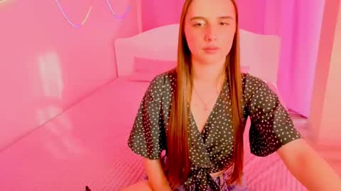 Snapshot of sunnybunnyy5 chatting on 03.13.26 Liza online show from 03.13.26