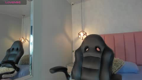  S U N N Y online show from 11.19.25