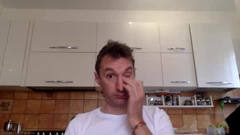 Snapshot of sunnypepito23 chatting on 12.14.25 sunnypepito23 online show from 12.14.25