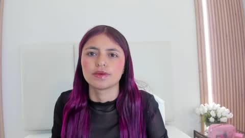 sunnywhitee online show from 05.06.26