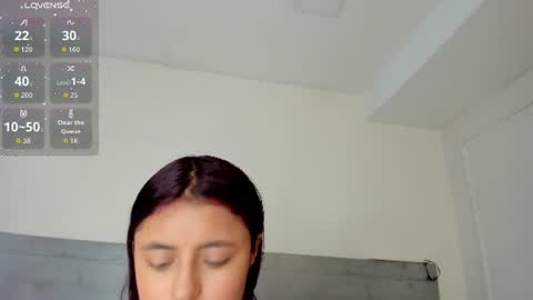 Snapshot of sunnywhitee chatting on 06.20.26 sunnywhitee online show from 06.20.26