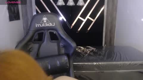 Susana   Mejia online show from 11.24.25