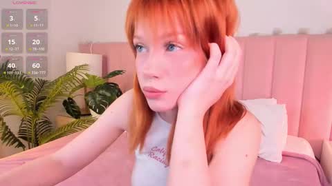 Snapshot of sunrisee_ chatting on 03.22.26 sunrisee_ online show from 03.22.26