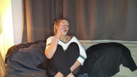 Snapshot of sunshine_diddy chatting on 01.10.25 Ava online show from 01.10.25