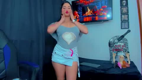 Andrea Rodriguez online show from 10.17.25