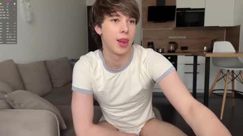 Snapshot of sunshinealex chatting on 02.09.26 sunshinealex online show from 02.09.26