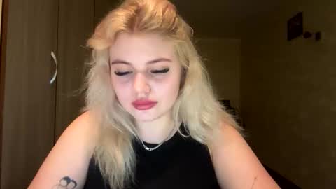 sunshinyflash online show from 12.04.25