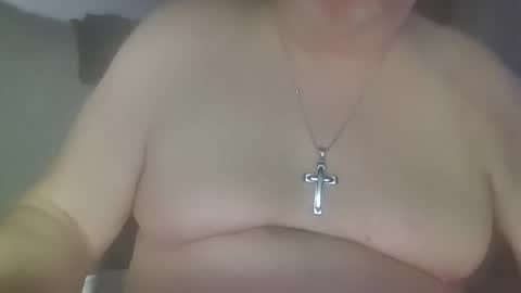 Snapshot of sunspotbaby chatting on 03.16.26 Sunspotbaby online show from 03.16.26