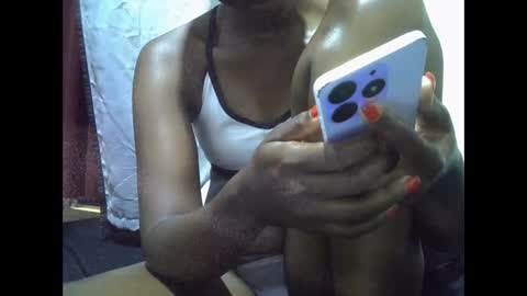 Snapshot of suoergila chatting on 11.15.25 Liz online show from 11.15.25