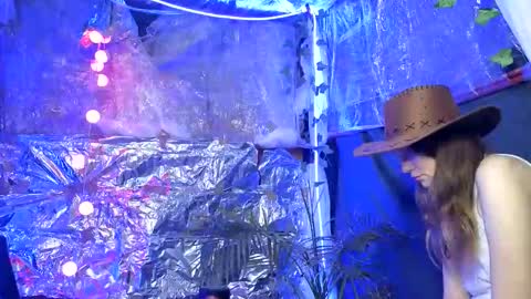 super jony and Marta GMT 1300-1800 every day online show from 10.17.25