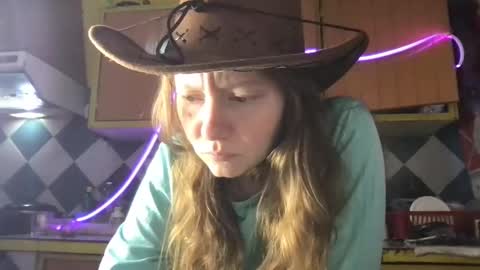 super jony and Marta GMT 1300-1800 every day online show from 11.18.25